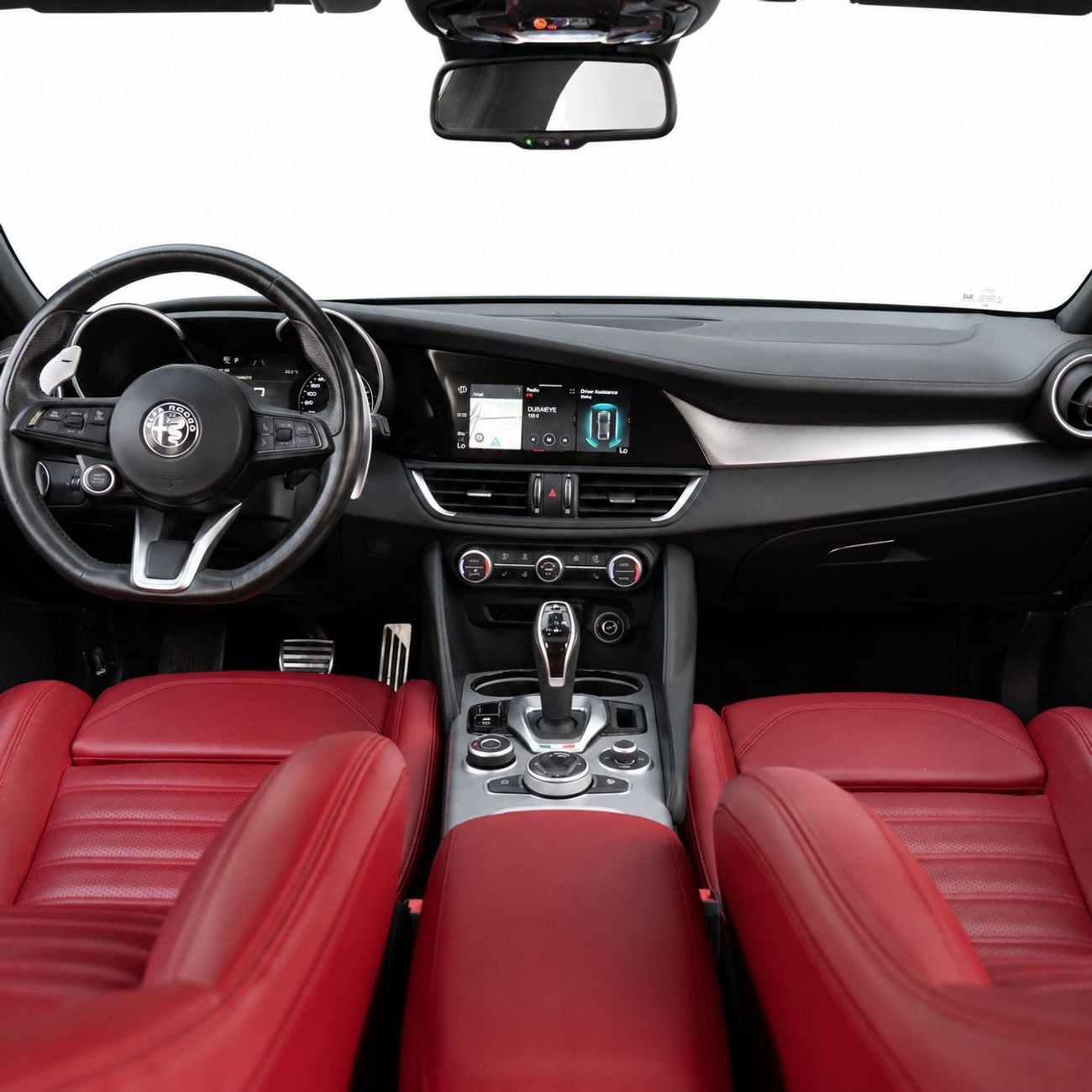 Alfa Romeo Giulia VELOCE AED 1,724 P.M • 0% Downpayment • Alfa Romeo Giulia Veloce • Agency Warranty And Service Contract