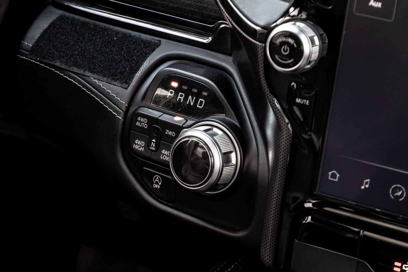 RAM 1500 Limited Dodge Limited | 3,623 P.M | 0% Downpayment | UNDER WARRANTY