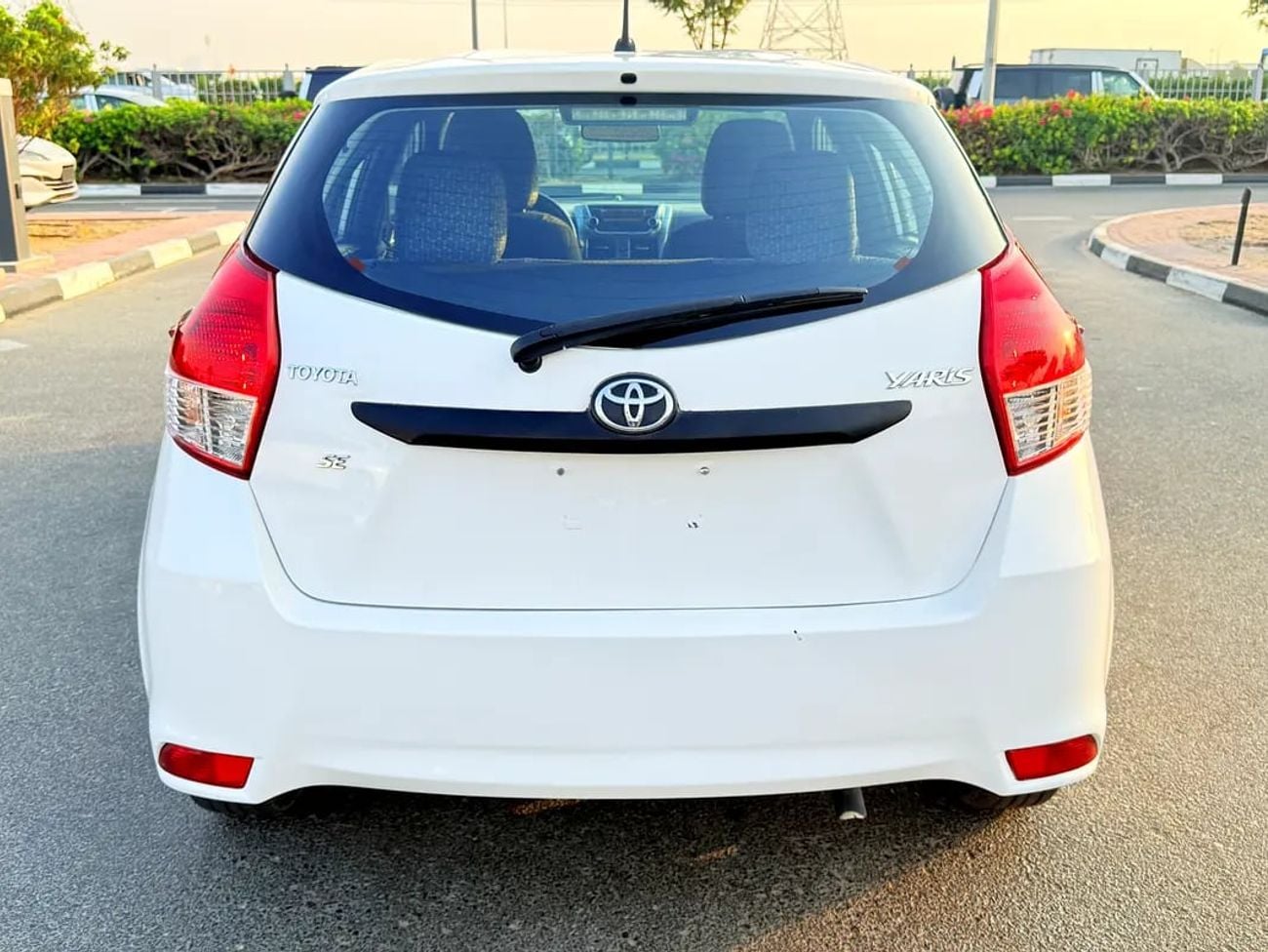 Toyota Yaris SE GCC Specs- excellent condition.
