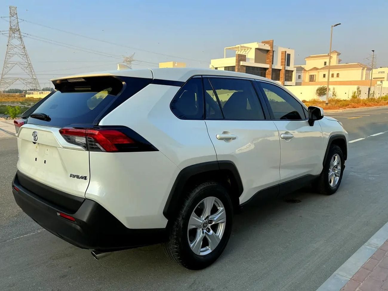 تويوتا راف ٤ إي إكس آر RAV4 EXR GCC Specs -excellent condition