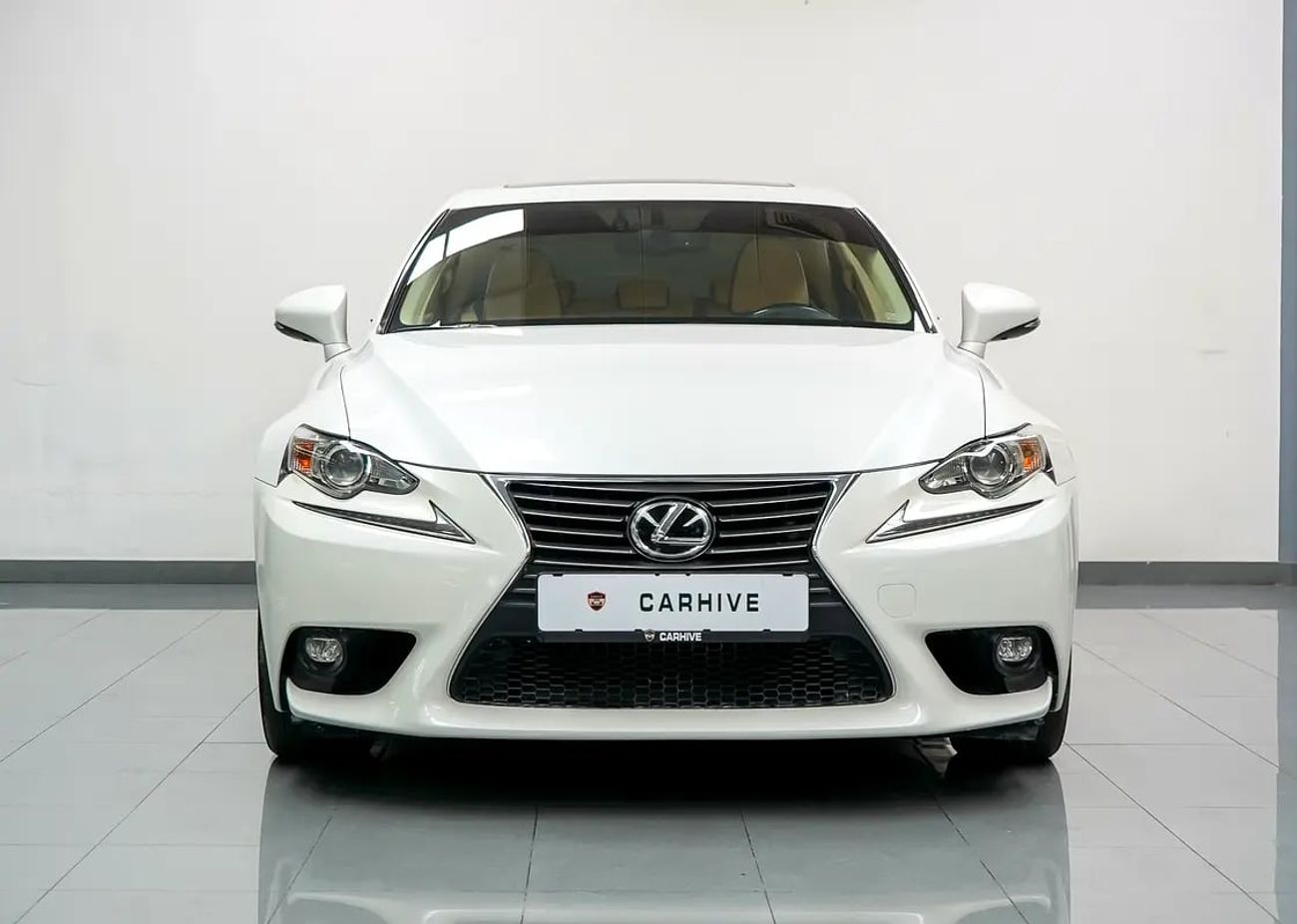لكزس IS200t IS200T- GCC- Full-service history