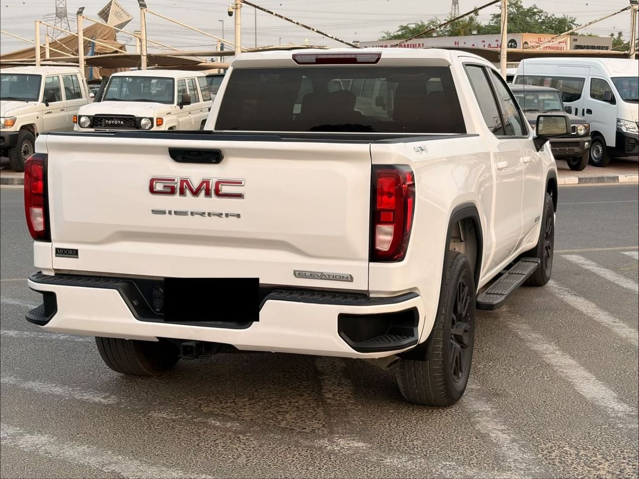 جي أم سي سييرا GMC Sierra 1500 Elevation 2.7l A/T TurboMax 310 Hp White Color 2025 Model 310 Hp