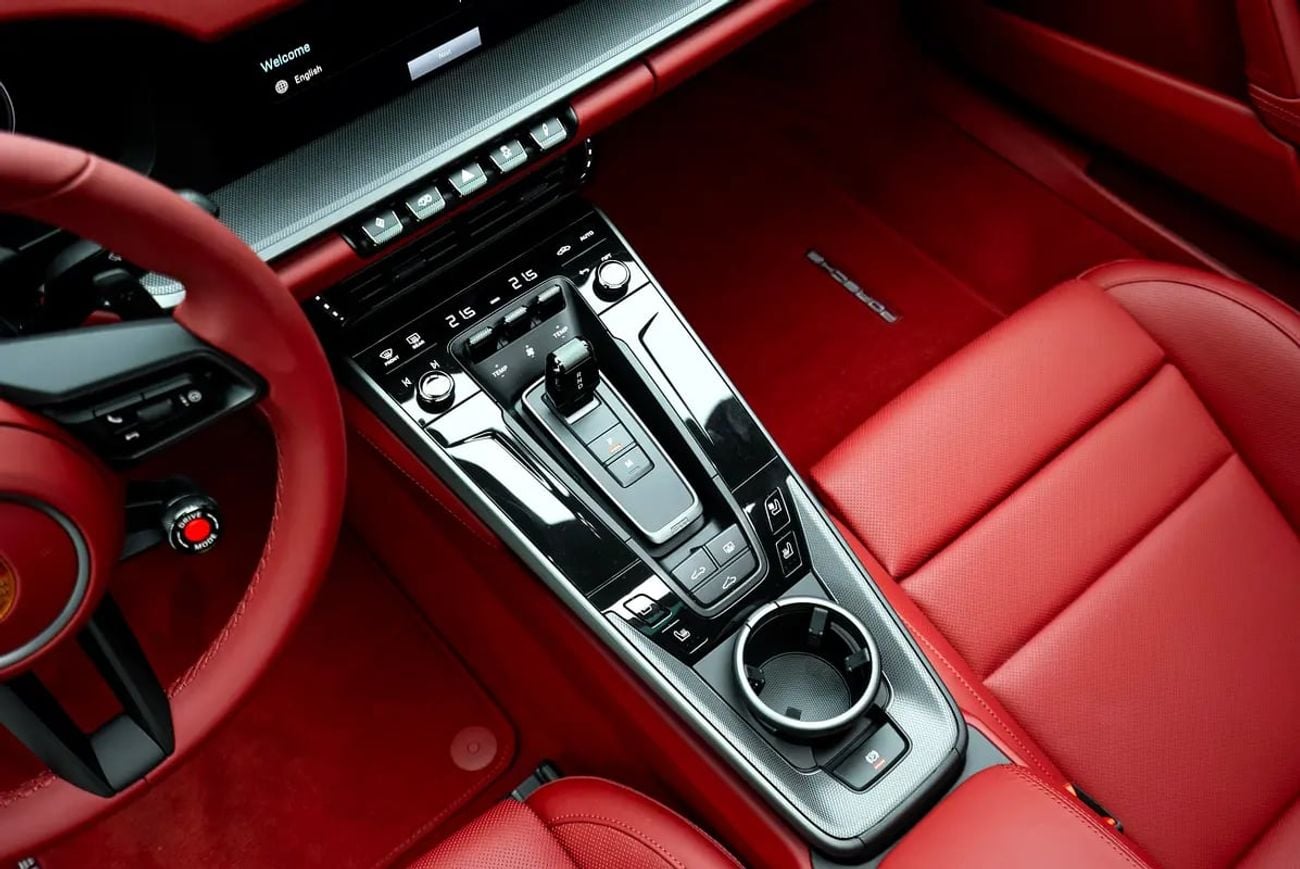 Porsche 911 CARRERA | AEREOKIT | SPORT EXHAUST | SUNROOF | WARRANTY