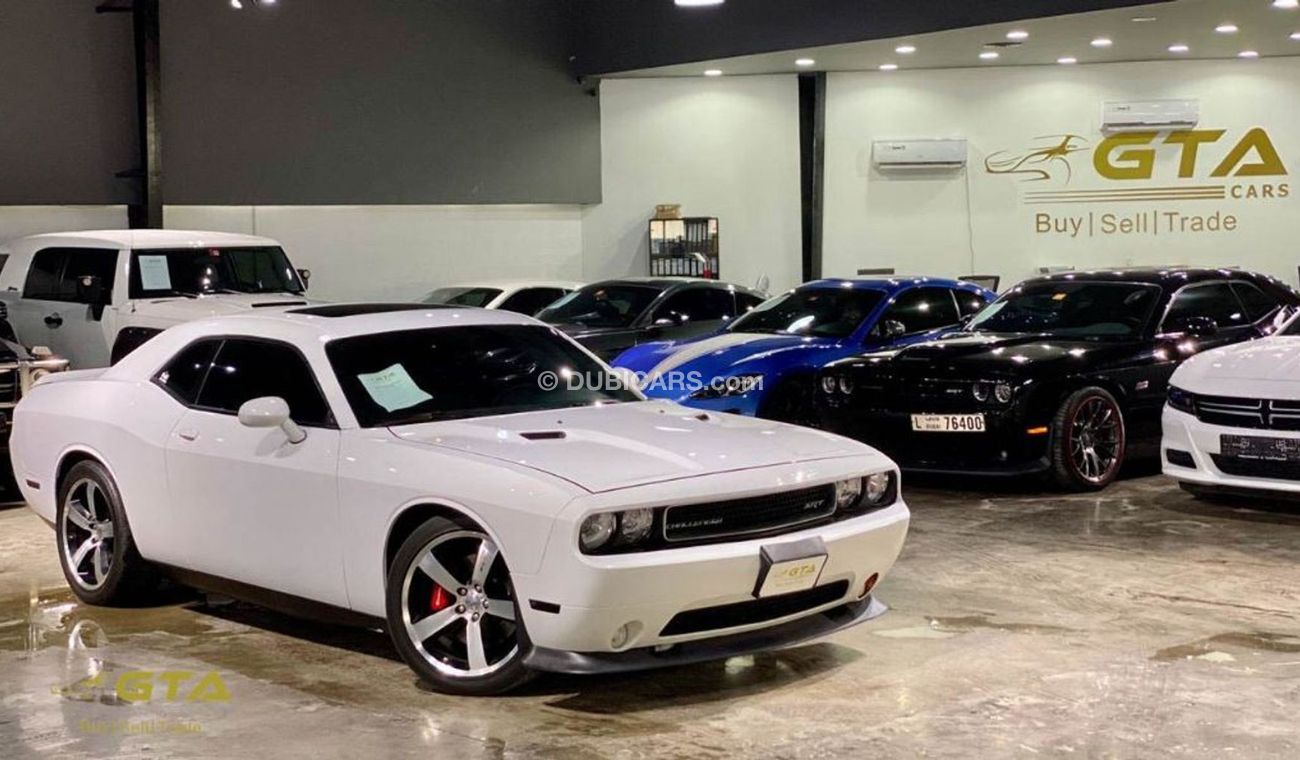 Dodge Challenger 2014 Challenger 6.4 SRT 8 with 1 Year Warranty
