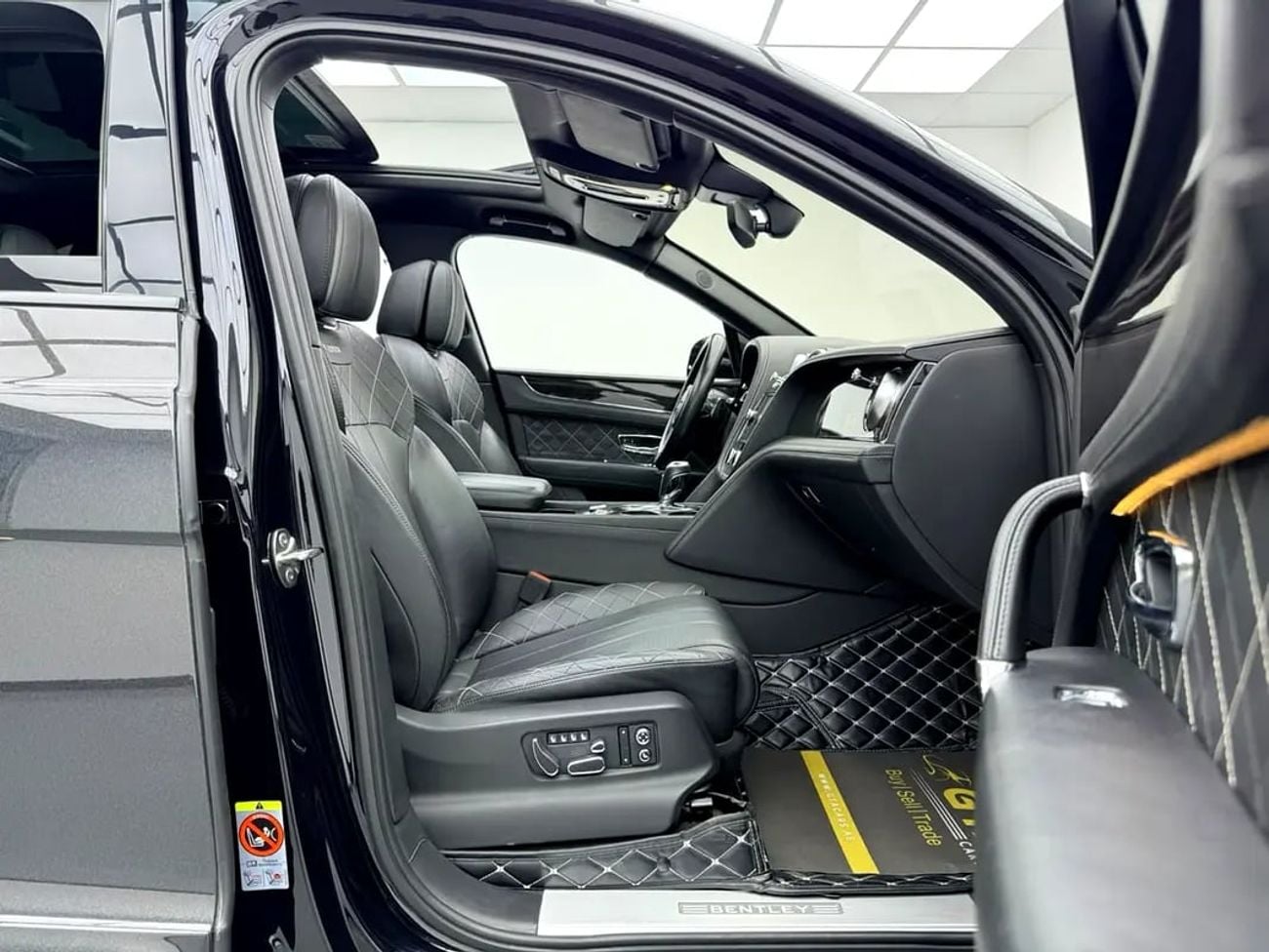 Bentley Bentayga Full Service History, Night Vision, Fully Loaded, Excellent Condition, Euro