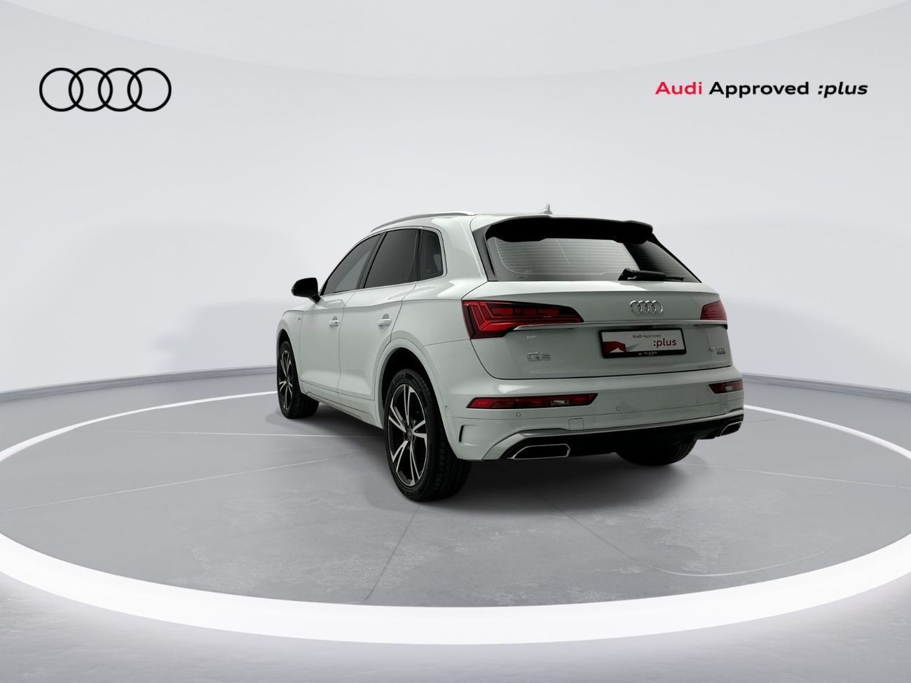 أودي Q5 45 TFSI S-LINE quattro 249hp (Ref# 82123)