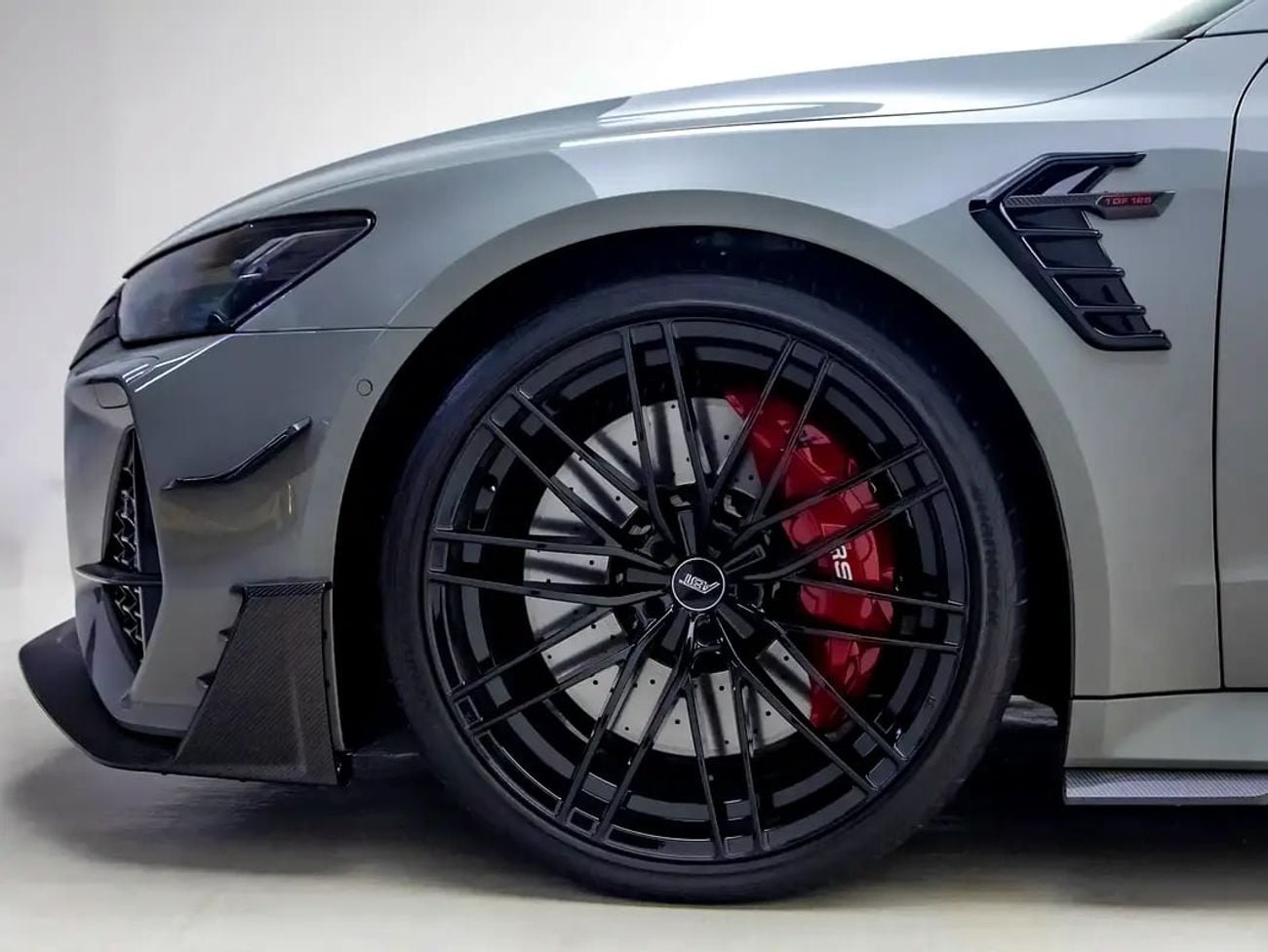 أودي RS7 RS 7 | R ABT (1 of 125) | GCC Spec | With Service Contract