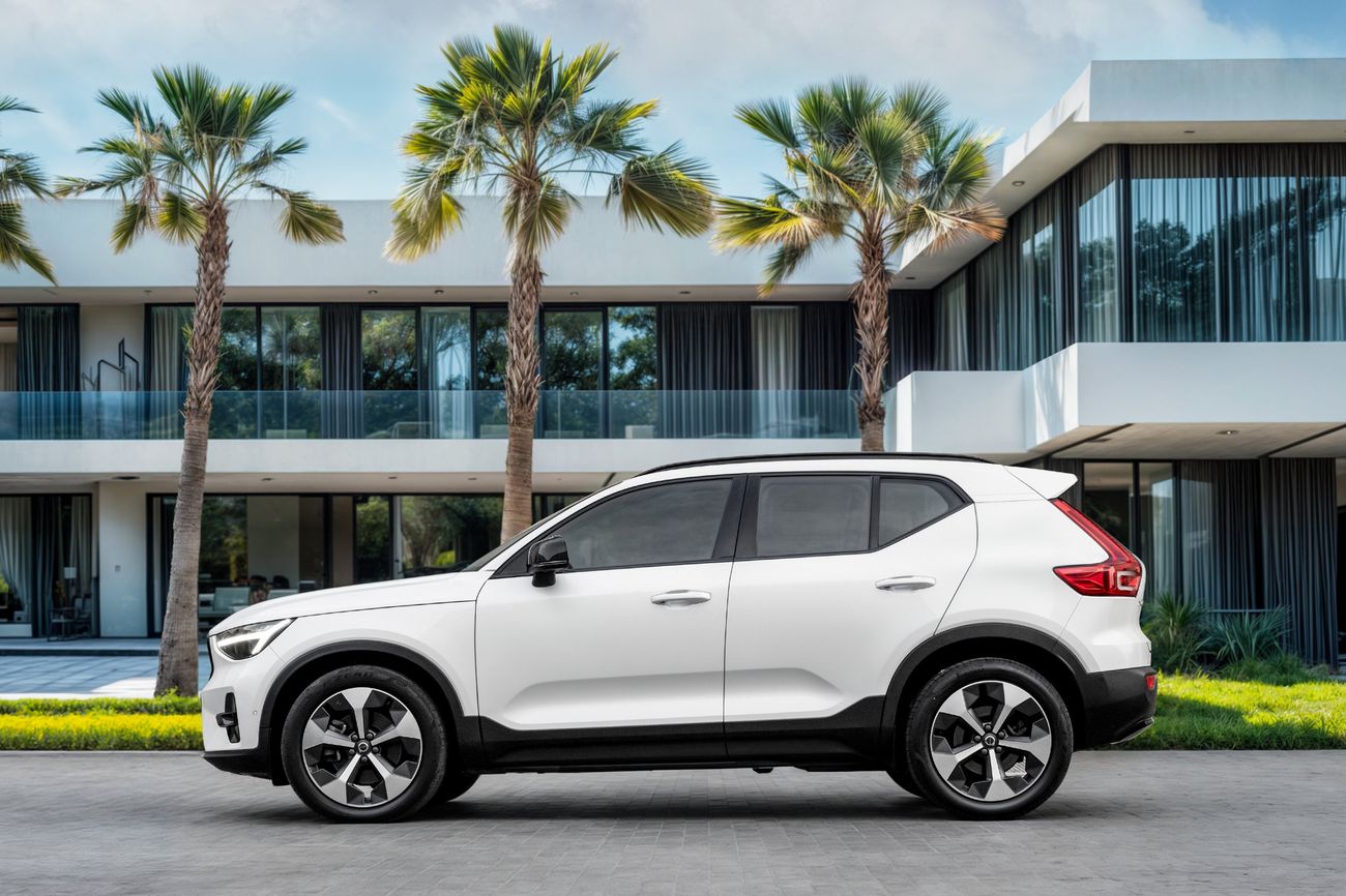 فولفو XC 40 B4 ULTIMATE DARK XC40 B4 Ultimate Dark | 1,861 P.M | 0% Downpayment | UNDER WARRANTY
