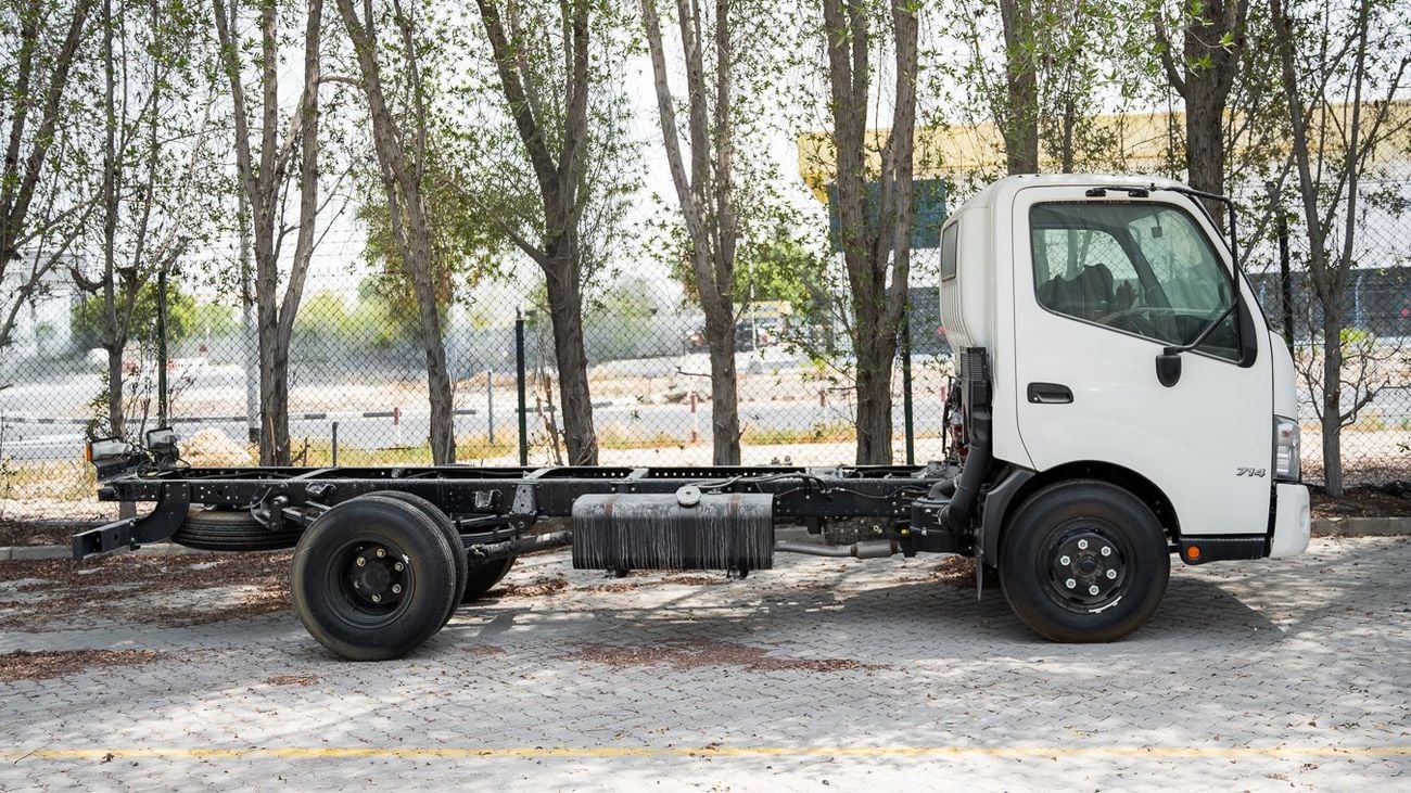 هينو 300 HINO 300 SERIES 4.0 CAB 4X2 -2024YM
