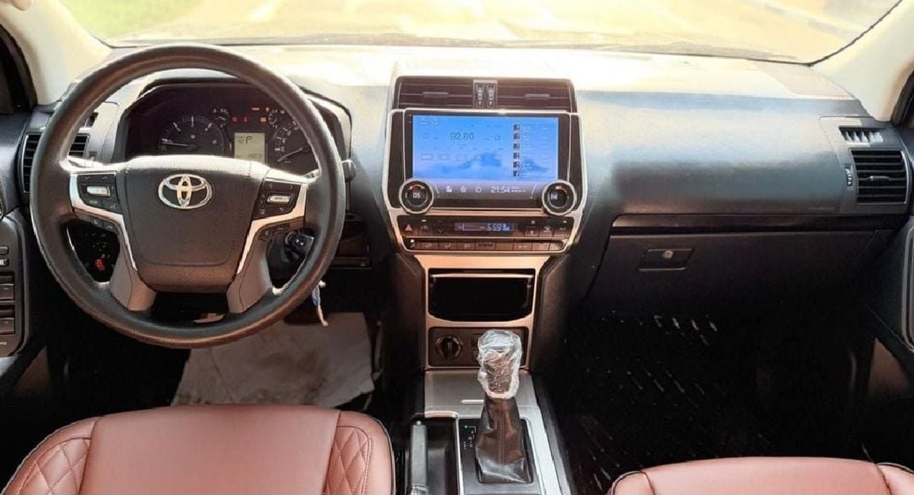 Toyota Prado VXR 2019Model 2.8 diesel Engine Colour Black Transmission Automatic Interior Brown leathers seats 7seats