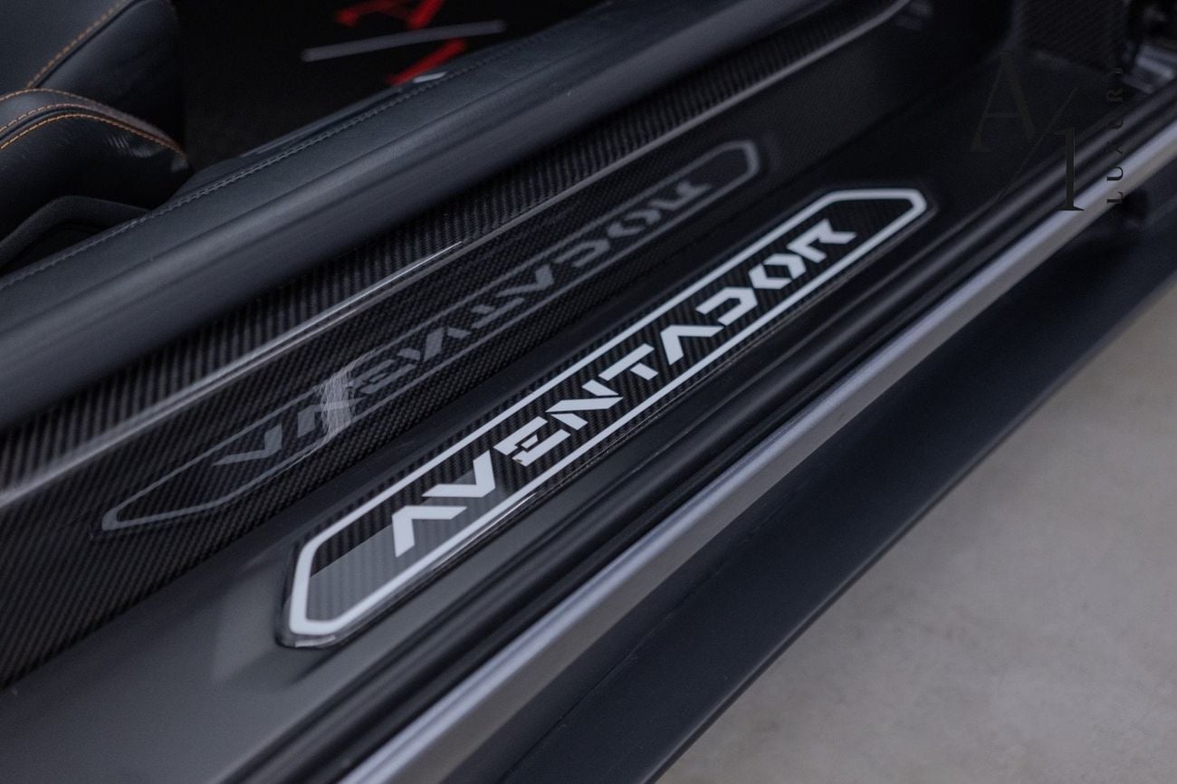 لامبورغيني أفينتادور S 2018, Immaculate Condition, Carbon Fibre Package, Japanese Spec