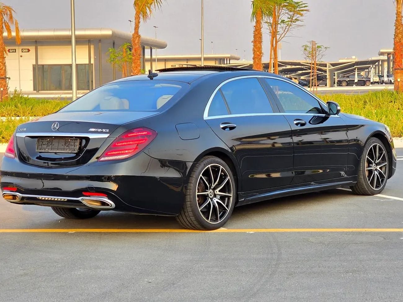 Mercedes Benz S560 S 560 - American Specs