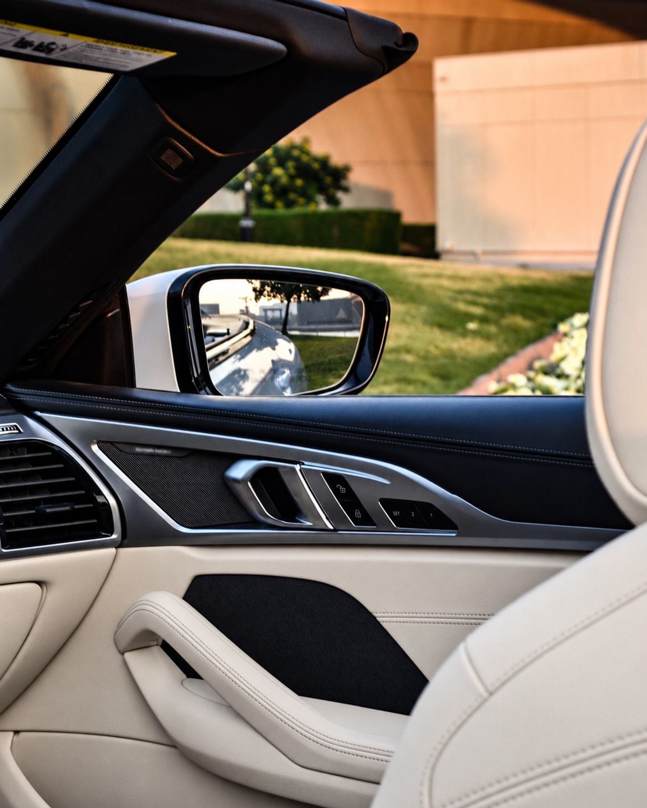 BMW M850i xDrive M850i xDrive Convertible 2 door