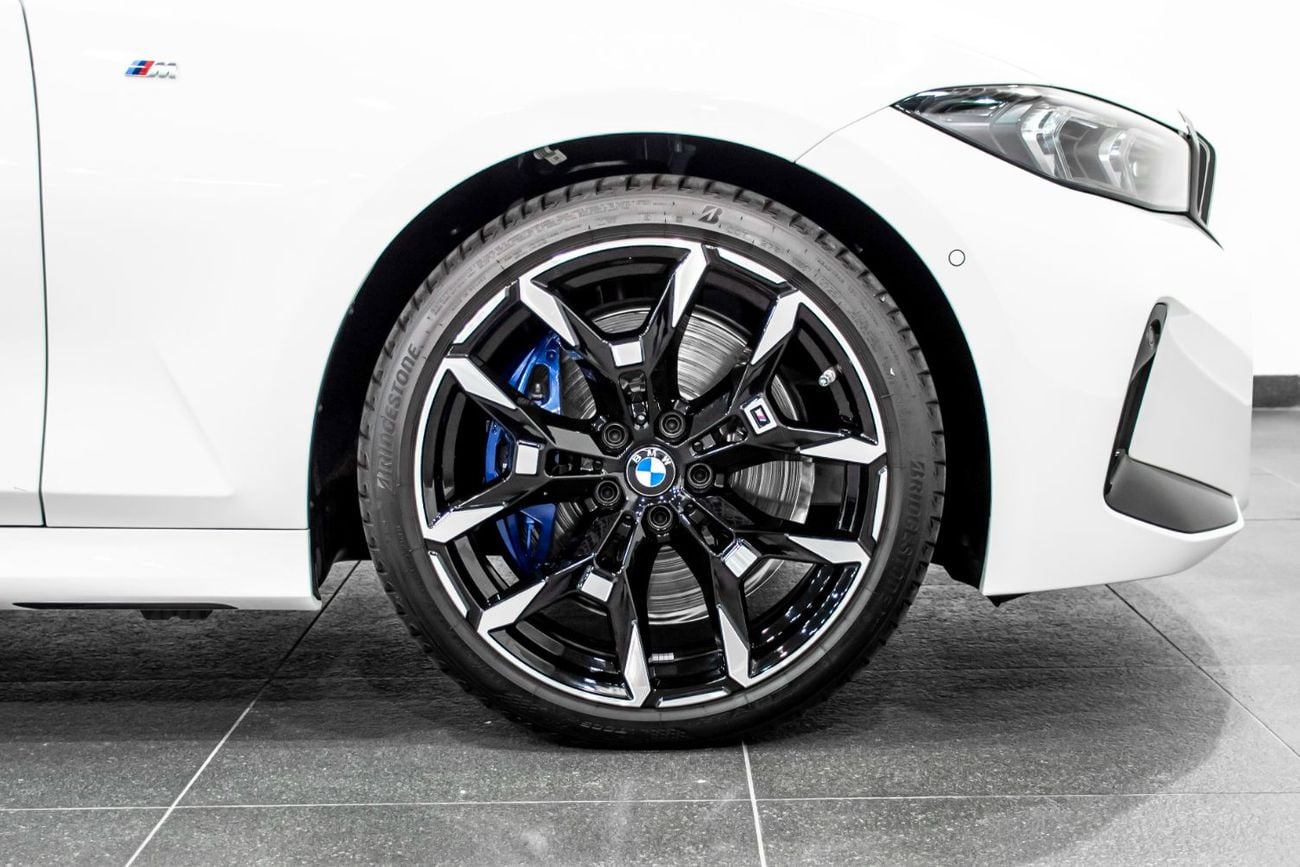 BMW 330i LUXURY M SPORT 330i Luxury M Sport Package