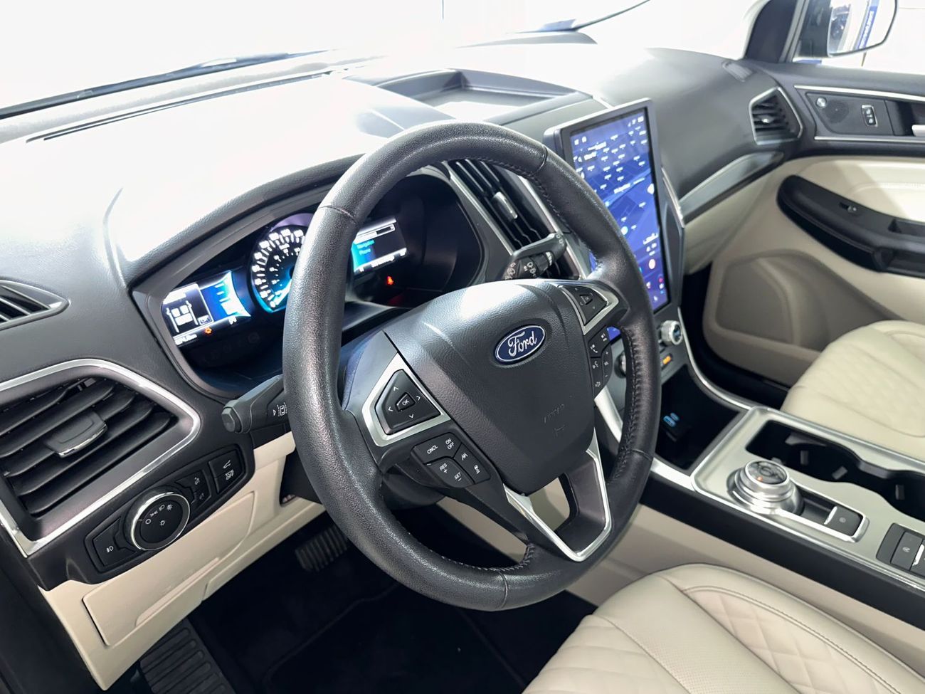 Ford Edge TITANIUM STN323/AL TAYER MOTORS/ AL QOUZ SHOWROOM