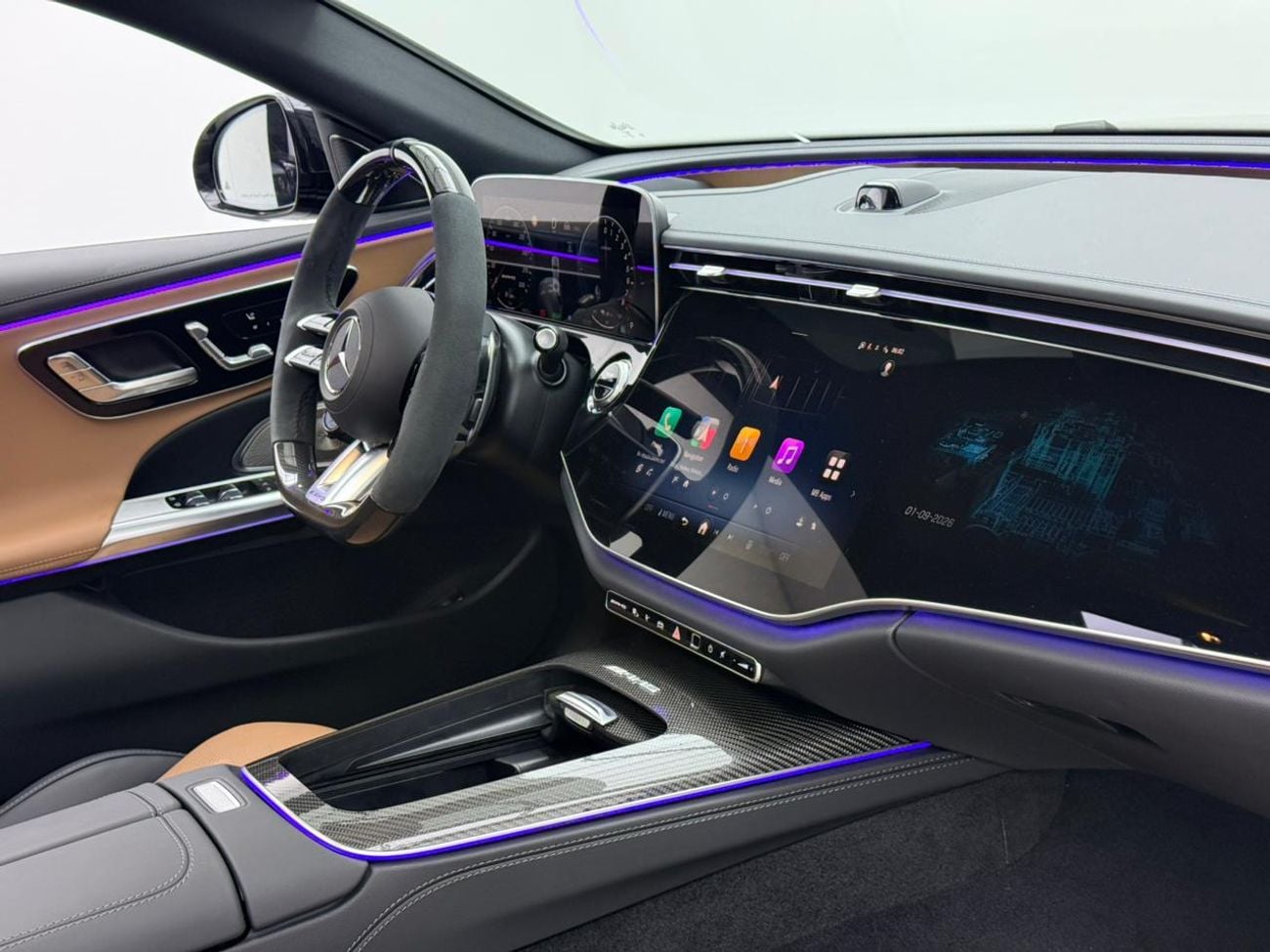 مرسيدس بنز E 53 AMG 4MATIC+ HIGH مرسيدس بنز E53 S AMG موديل 2026، ضمان مرسيدس بنز حتى 2030، مقصورة داخلية من ألياف الكربون، عداد كيلو