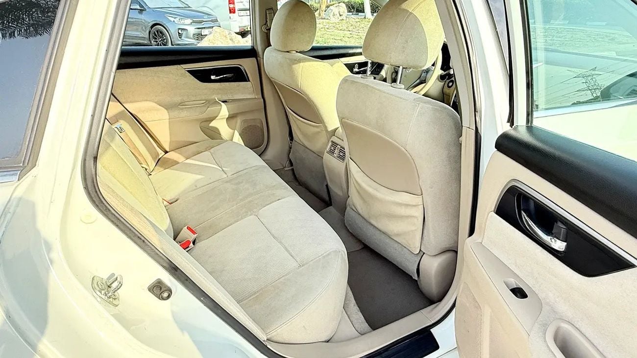 Nissan Altima SV GCC Specs - Excellent Condition