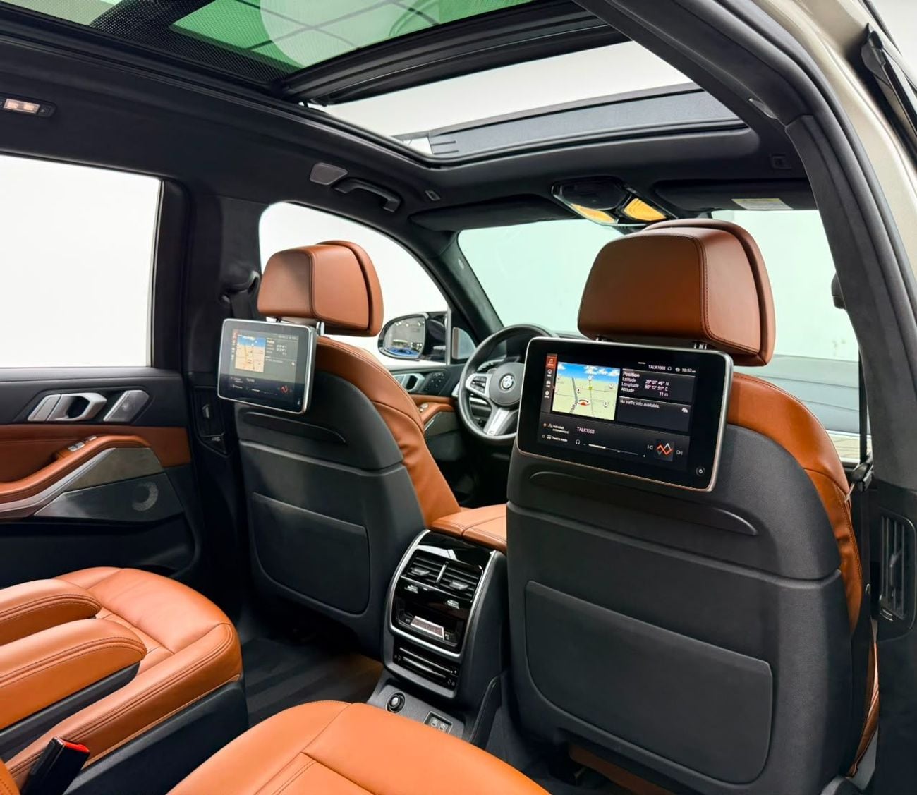 BMW X7 50i PURE EXCELLENCE 2019 BMW X7 xDrive50i M-Sport, Warranty, Full BMW Service History, Pilot Chairs, Fully Loaded, GCC