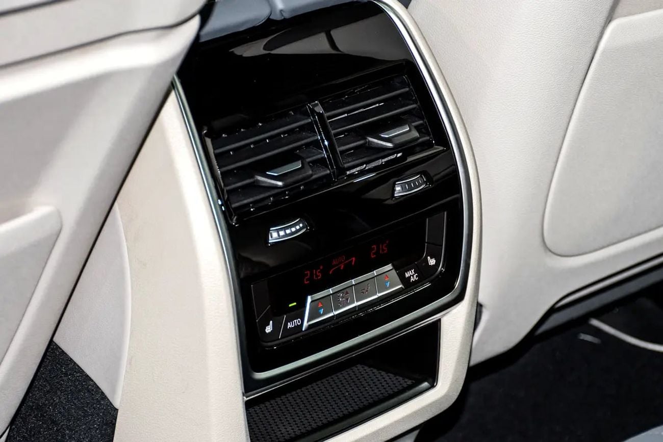 BMW X5 M60i M Performance Luxur