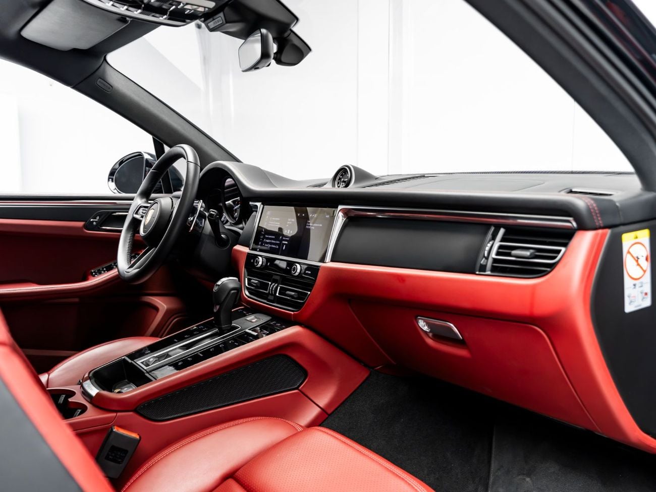 Porsche Macan STANDARD BUY NOW, PAY 2027 | THE BLACKLINE STANDARD | 2027 Porsche Warranty, Full Service History, GCC