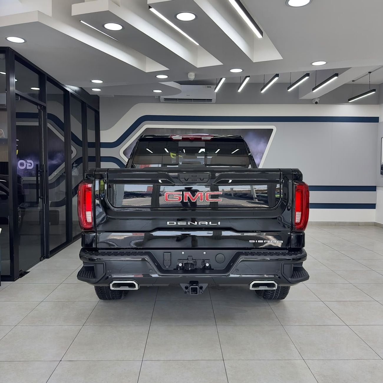 جي أم سي سييرا 1500 DENALI ULTIMATE جي إم سي سييرا دينالي
