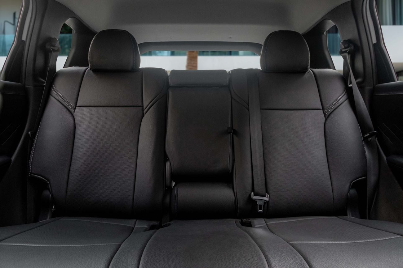 Mitsubishi Outlander GLX PRIME Outlander GLX | 1,763 P.M | 0% Downpayment | Mitsubishi Warranty