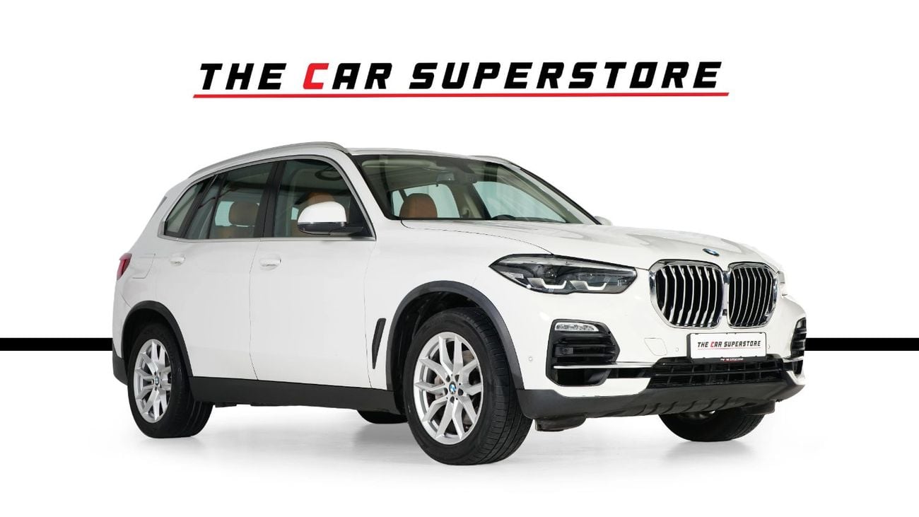BMW X5 40i EXCLUSIVE 40i X-Drive-GCC-BMW Full Service History-Mint Condition-Pearl White