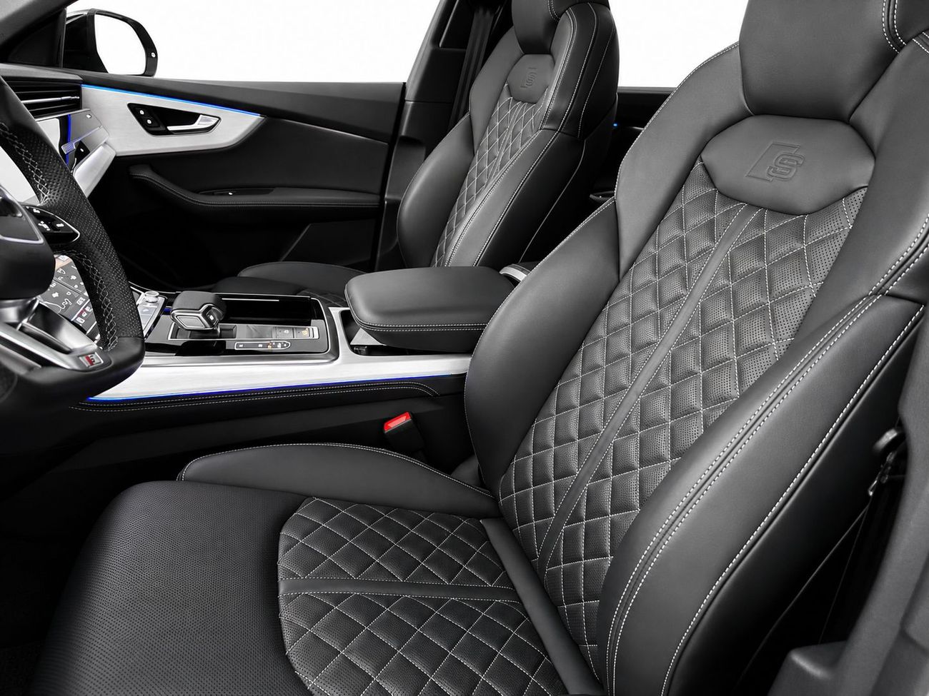 Audi Q8 55 TFSI S-LINE LUXURY