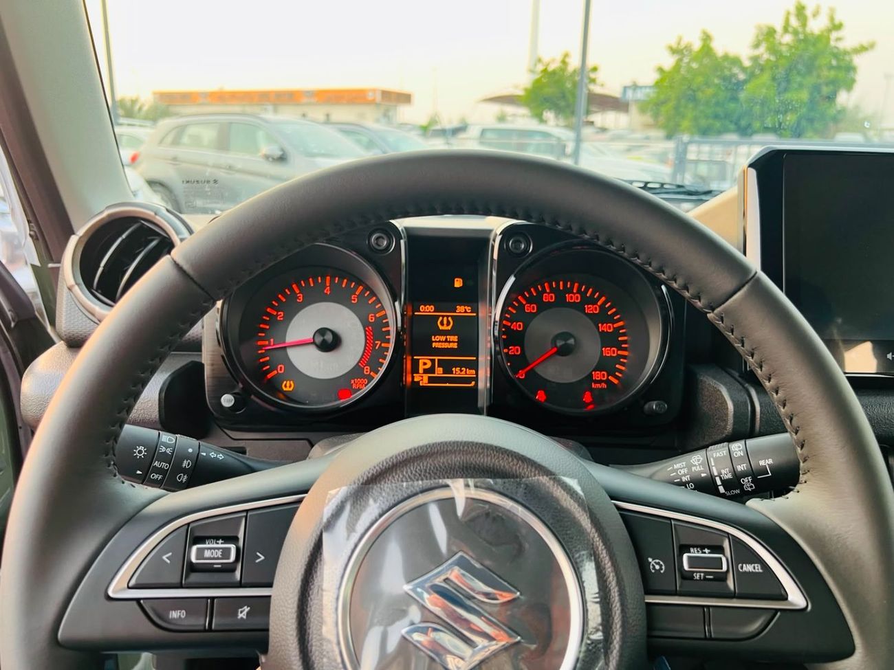 سوزوكي جيمني SUZUKI JIMNY 5DR GLX GCC 2026 SUZUKI JIMNY 5DR GCC 2026