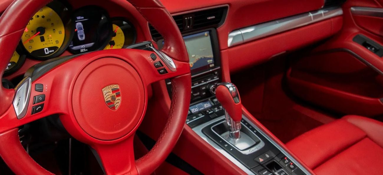 Porsche 911 CARRERA 4 Full Service History • GCC Specs • Outstanding Specification