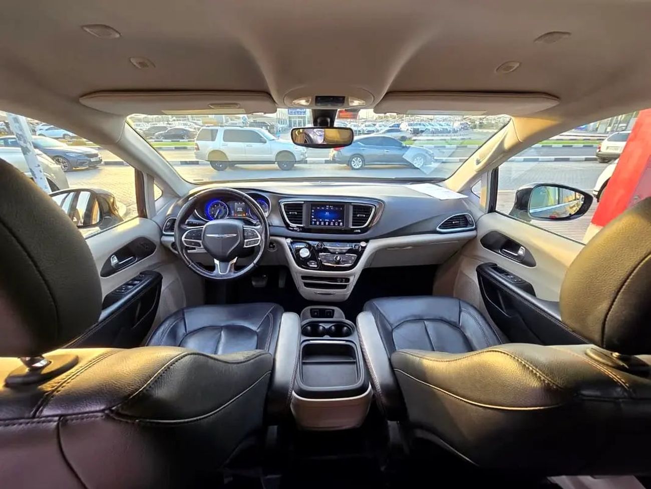 Chrysler Pacifica Van