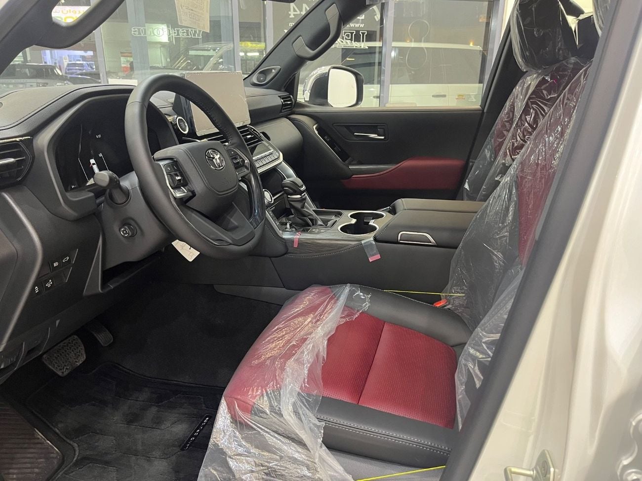 Toyota Land Cruiser VXR