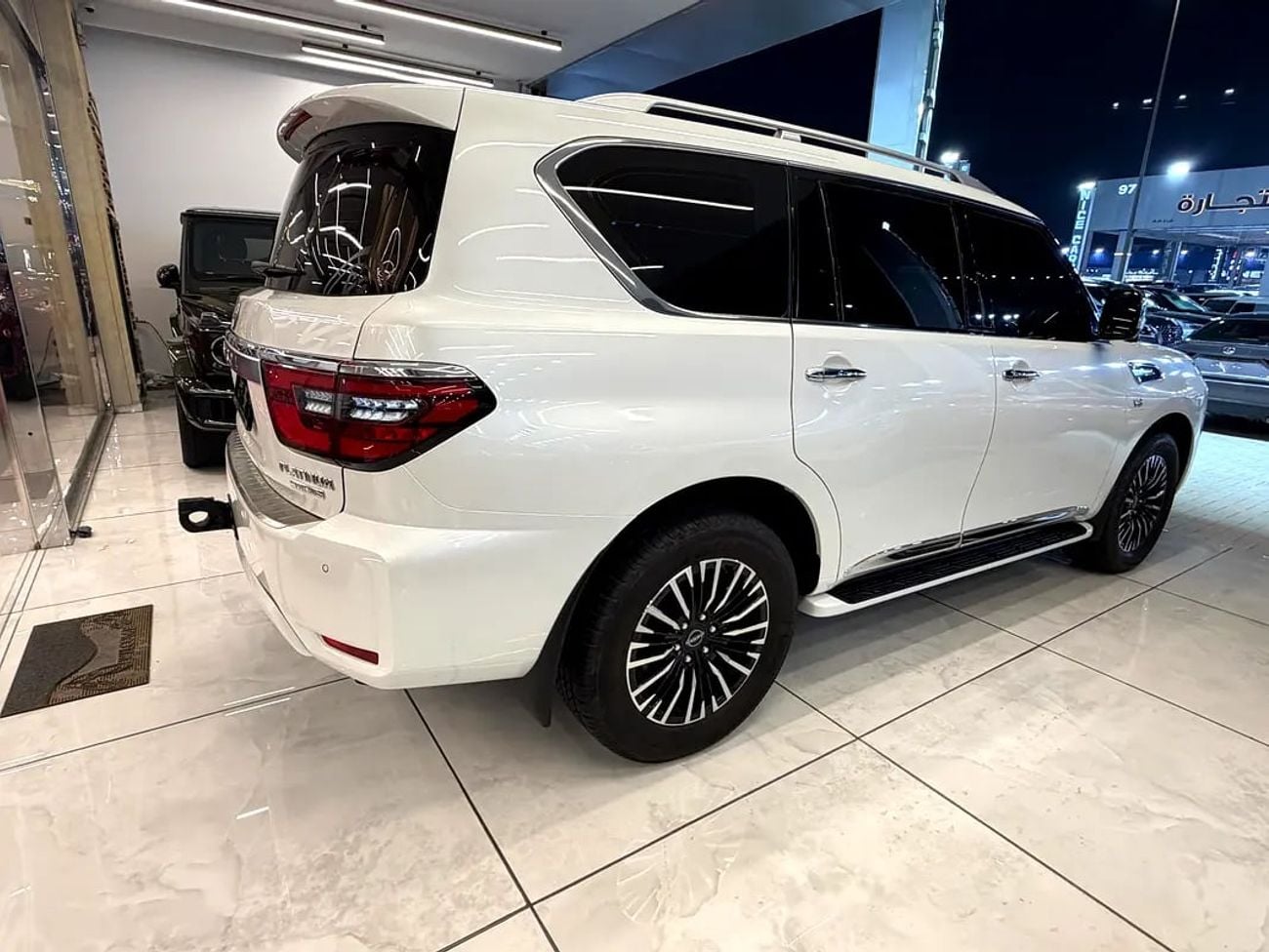 نيسان باترول LE بلاتينيوم سيتي PLATINUM LE-V8 – MODEL