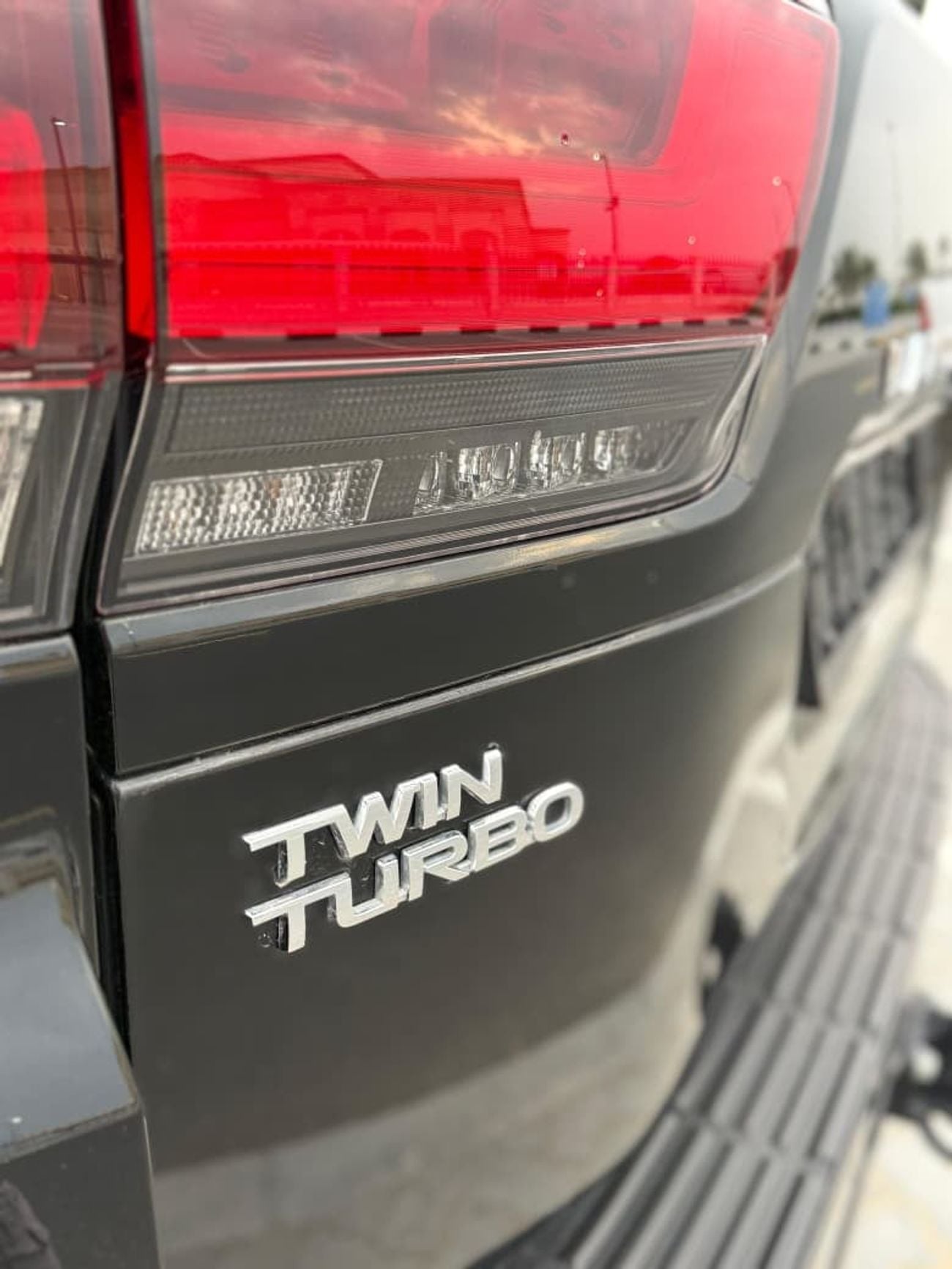 Toyota Land Cruiser VXR 2023 model Twin turbo 3.5L Pull option