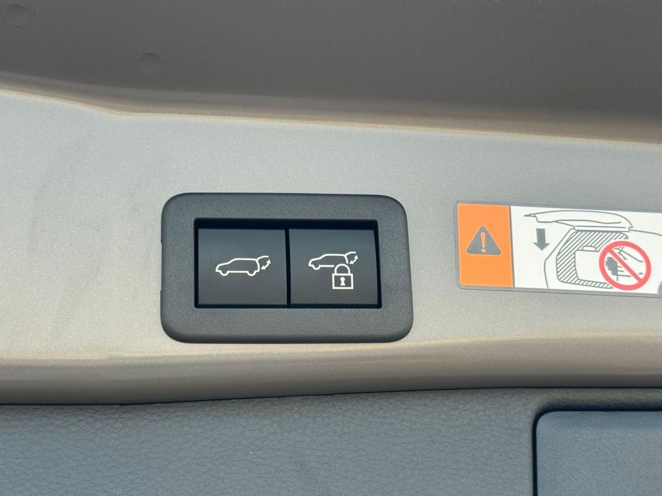 Toyota RAV4 LTD HEV