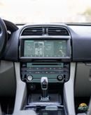 Jaguar F-PACE SVR