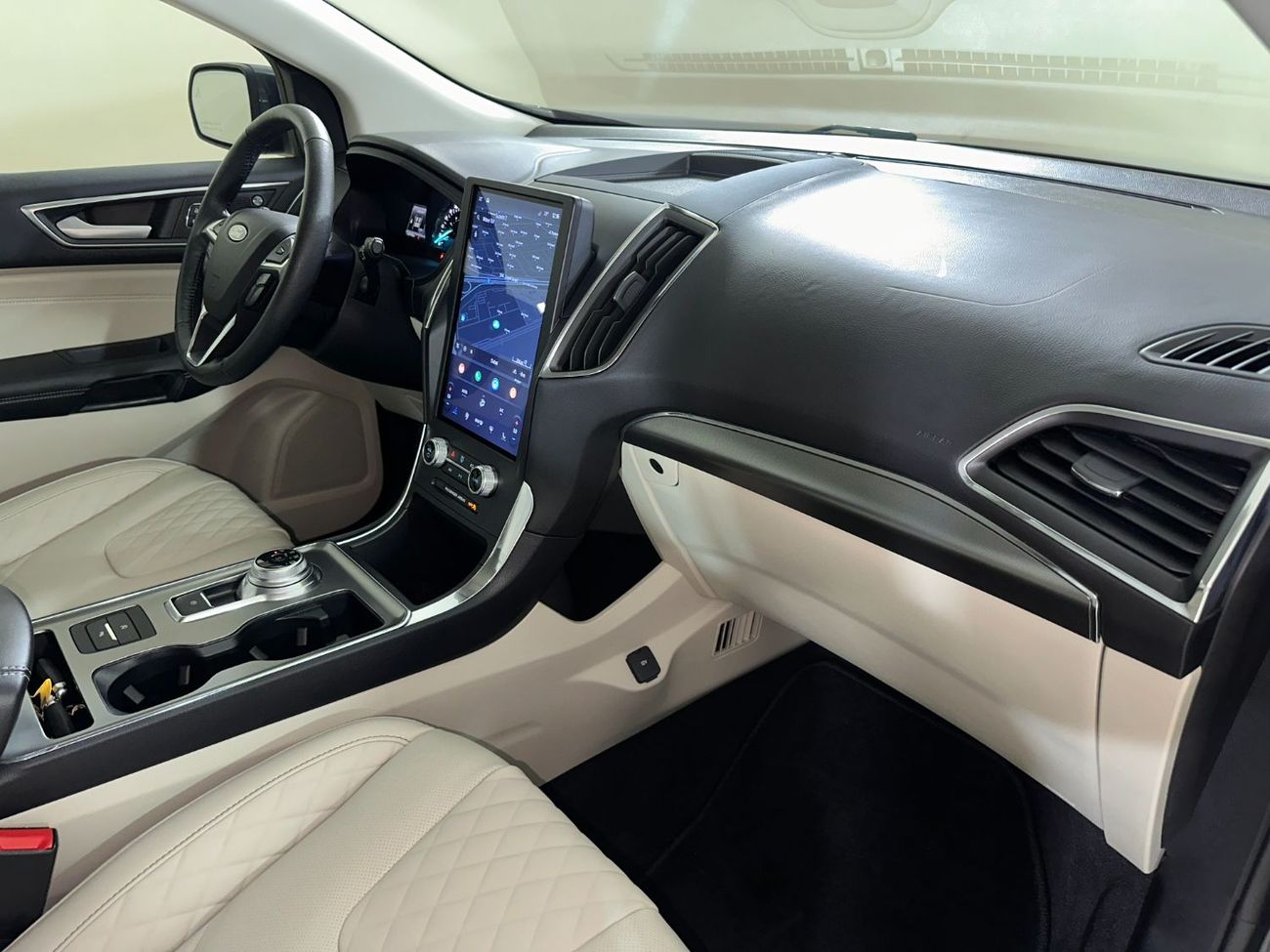 Ford Edge TITANIUM STN323/AL TAYER MOTORS/ AL QOUZ SHOWROOM