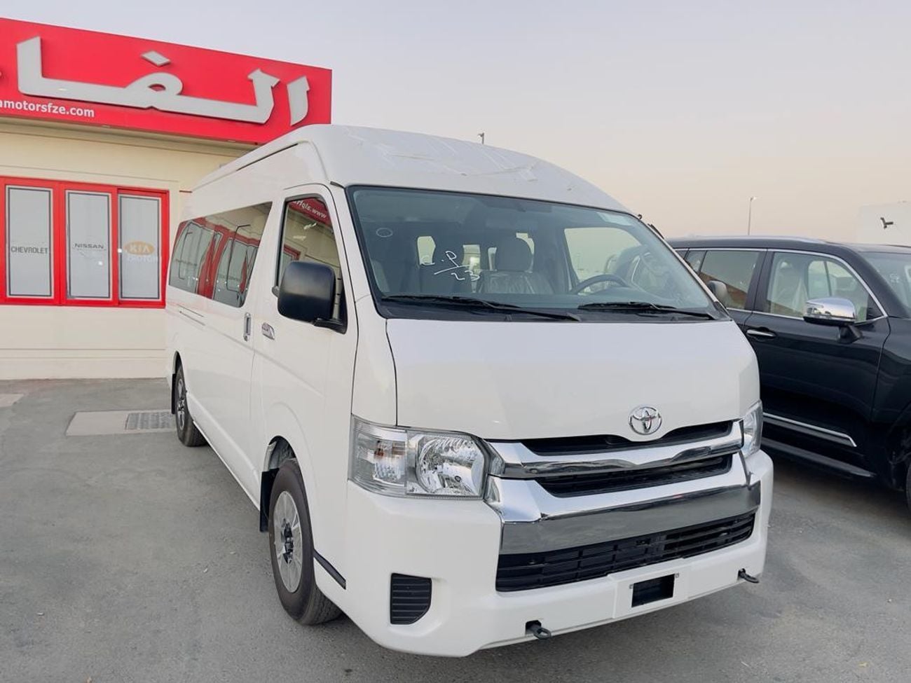 تويوتا هاياس GL Toyota Hiace High Roof