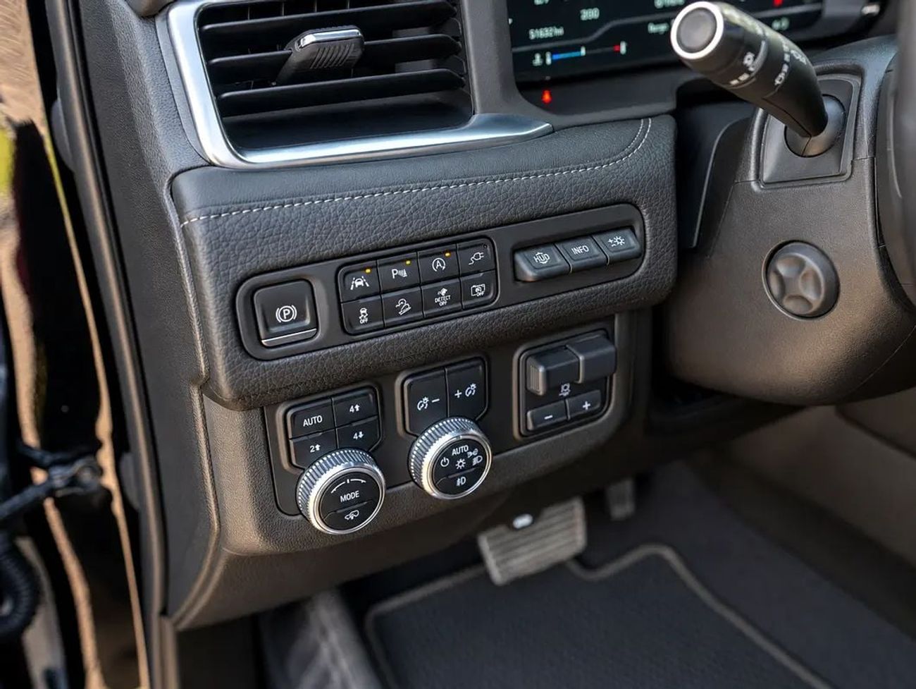 GMC Yukon DENALI