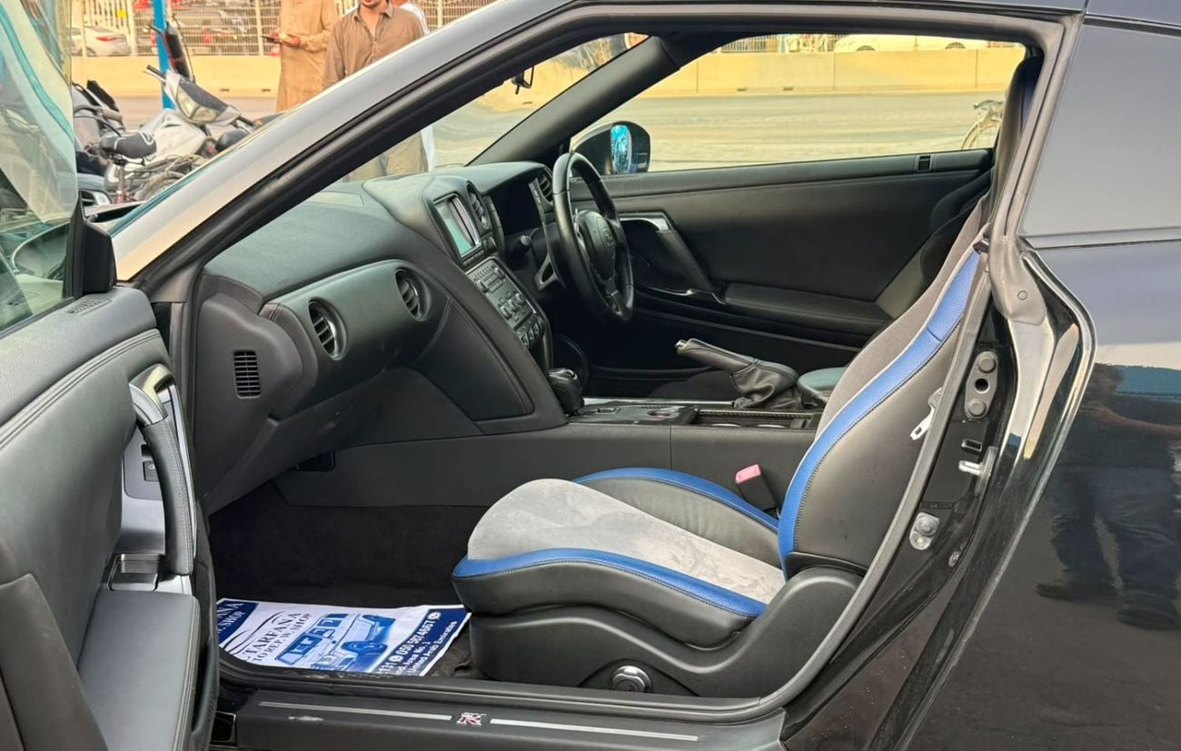 نيسان جي تي ار SPORT