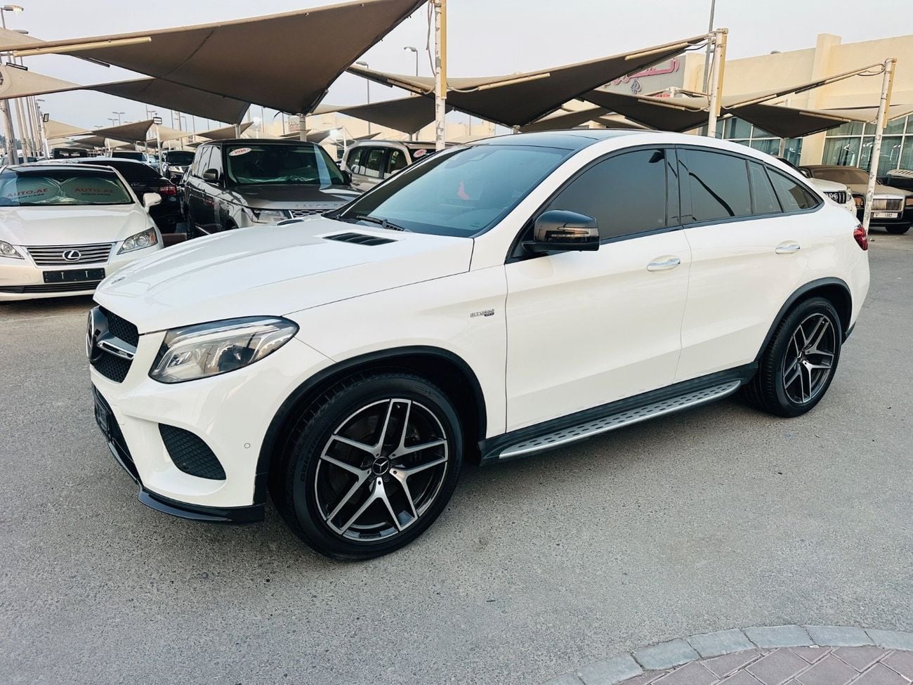 مرسيدس بنز GLE 43 AMG ستاندارد