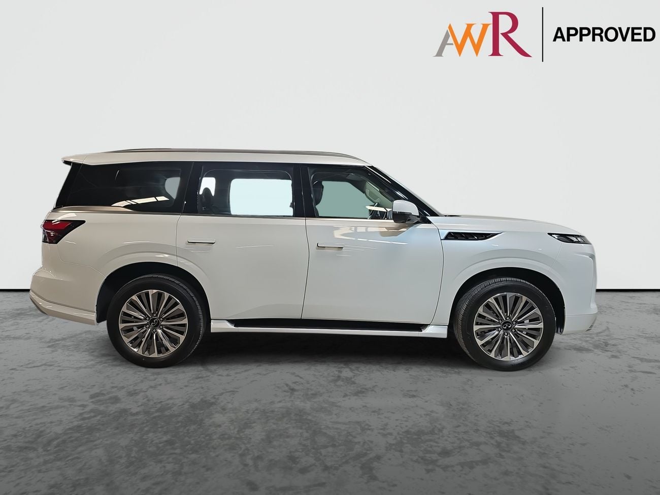 Infiniti QX80 2.0
