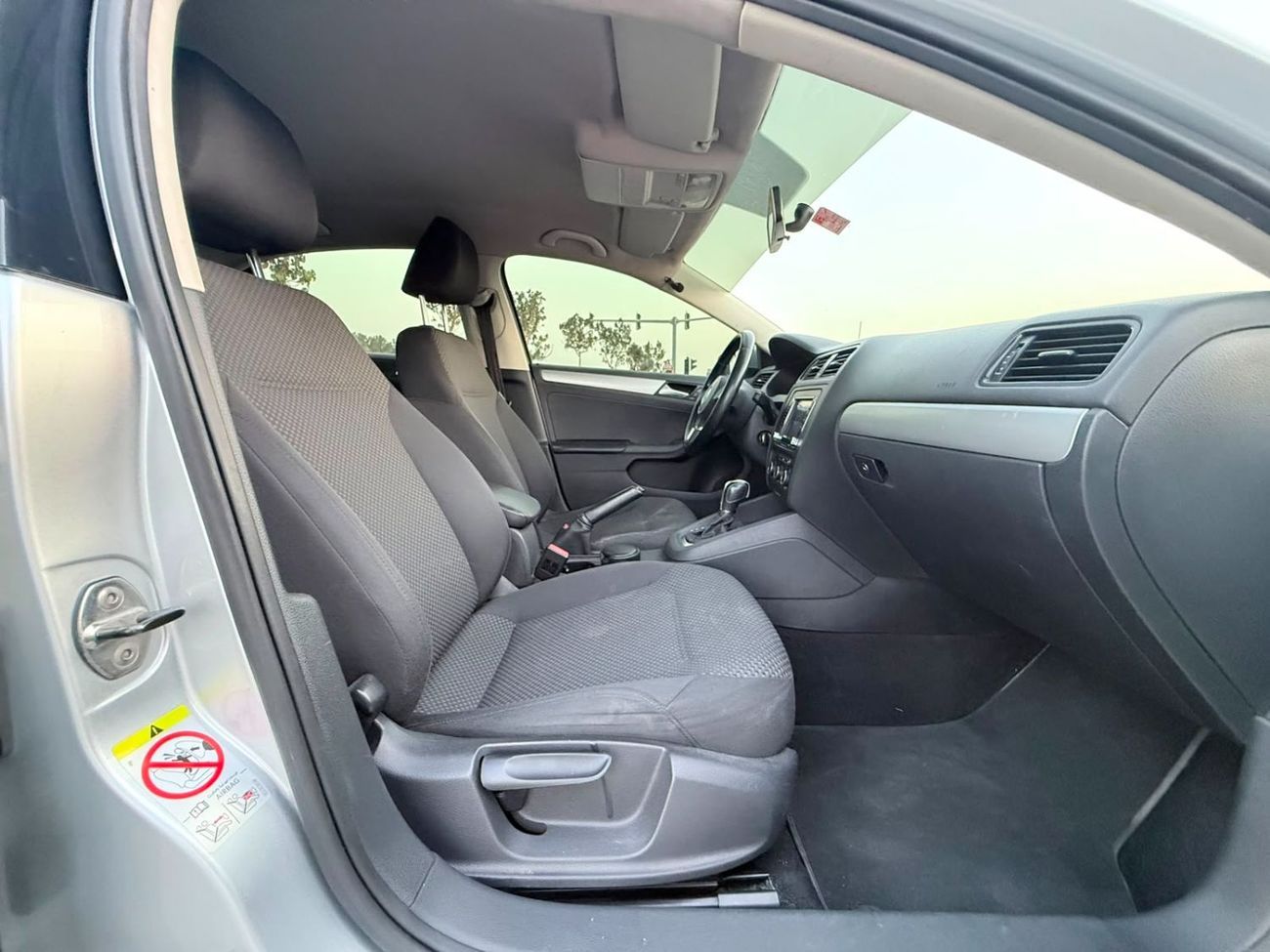 Volkswagen Jetta TRENDLINE S