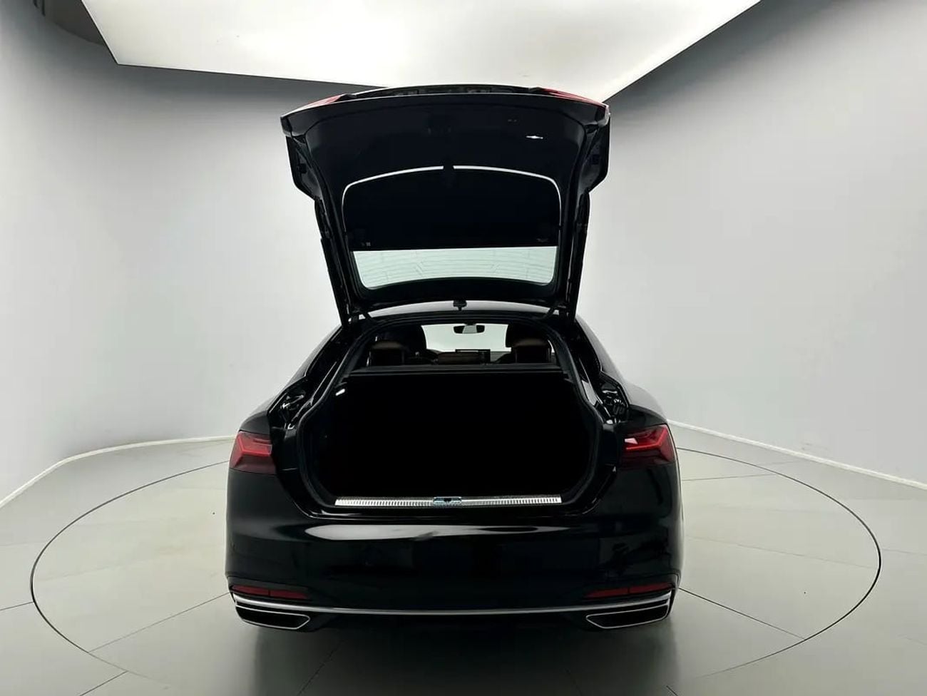 أودي A5 40 TFSI ADVANCED SPORTBACK (Ref#57326)