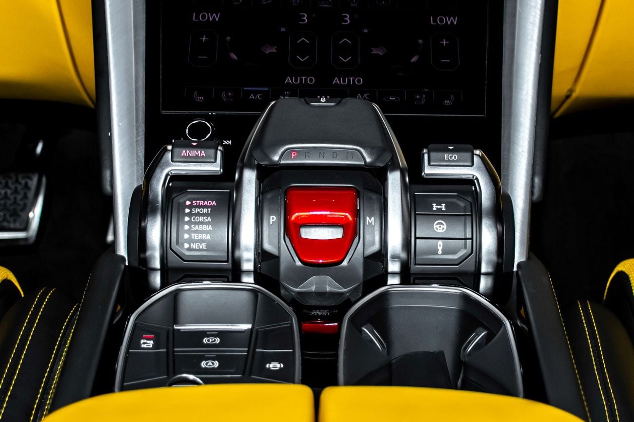 Lamborghini Urus STANDARD