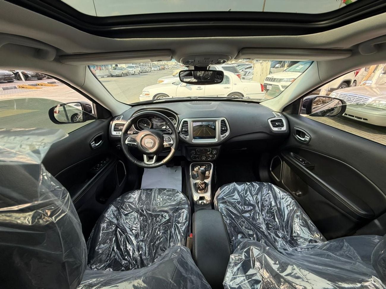 جيب كومباس LIMITED 2.4L (172 HP)