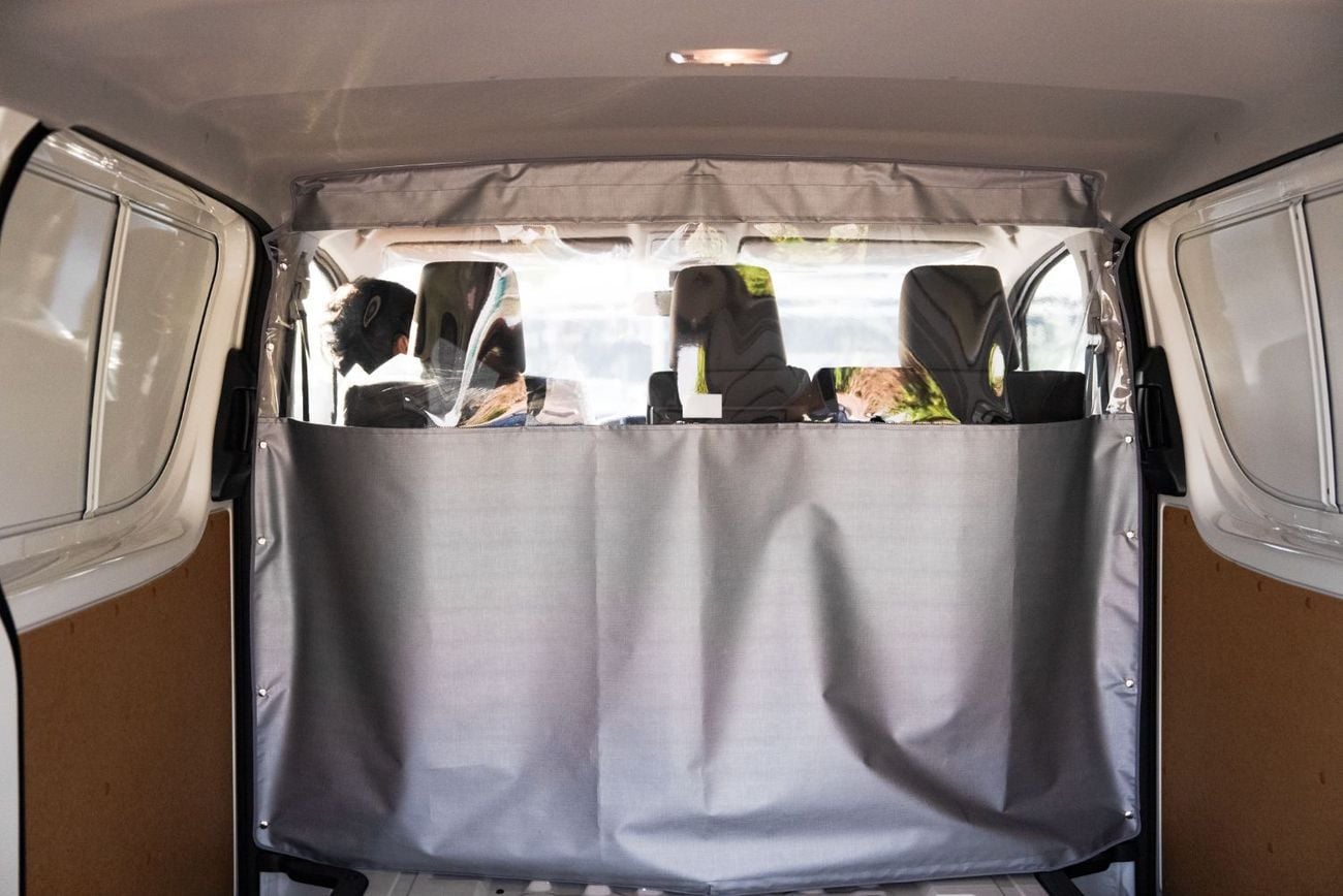 تويوتا هاياس DELIVERY VAN 3.5 لتر - أبيض من الداخل رمادي | للتصدير فقط