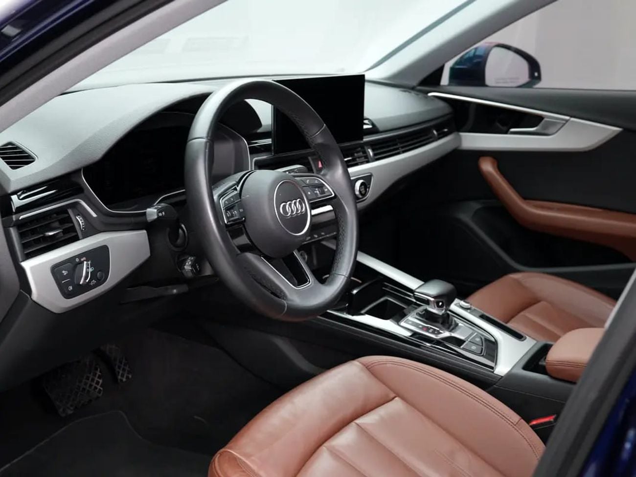 Audi A4 40 TFSI S-Line | GCC Specs | Low Mileage