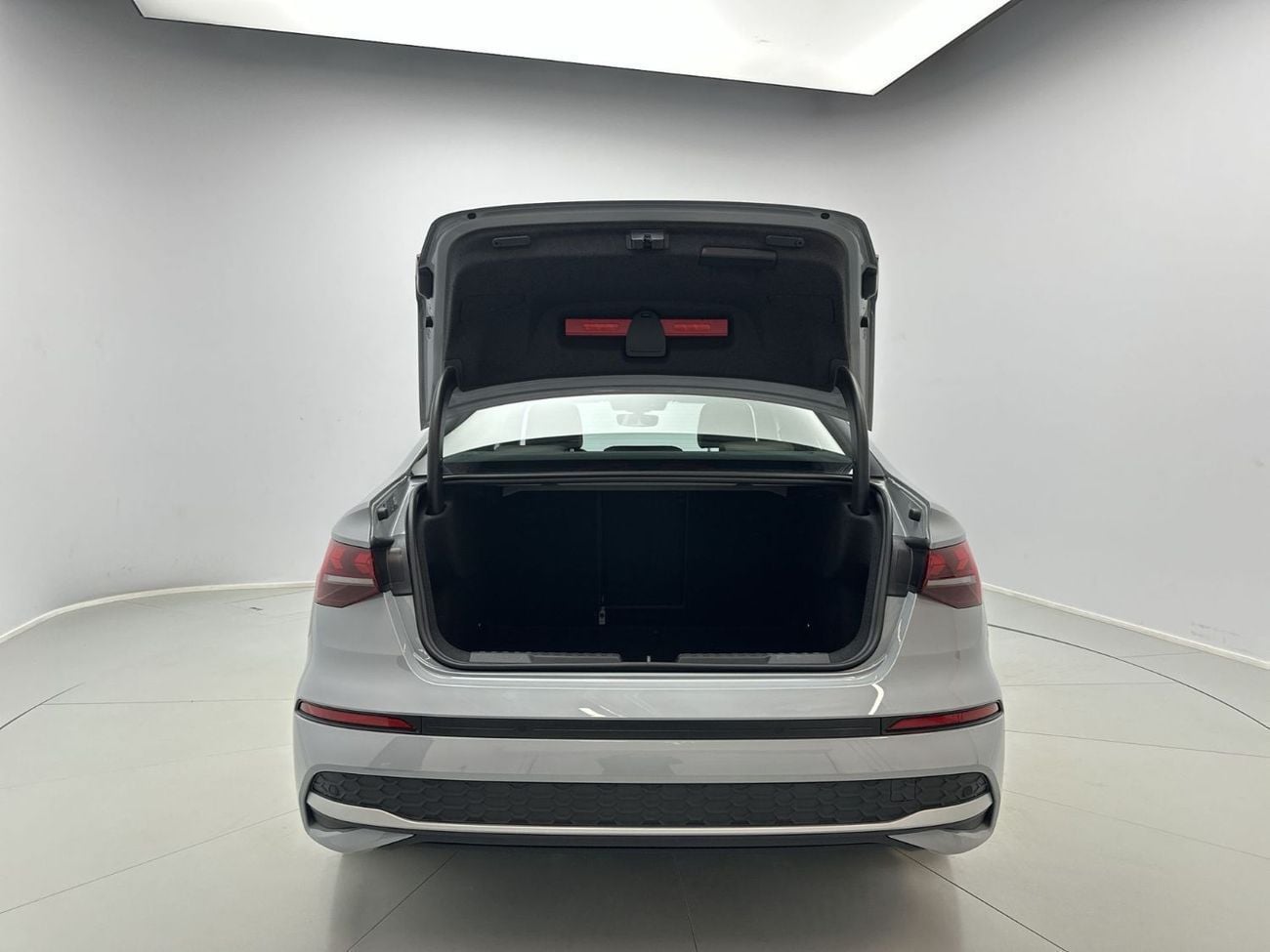 Audi A3 35 TFSI ADVANCED Sedan 35 TFSI 150hp Progress (Ref# 18431)