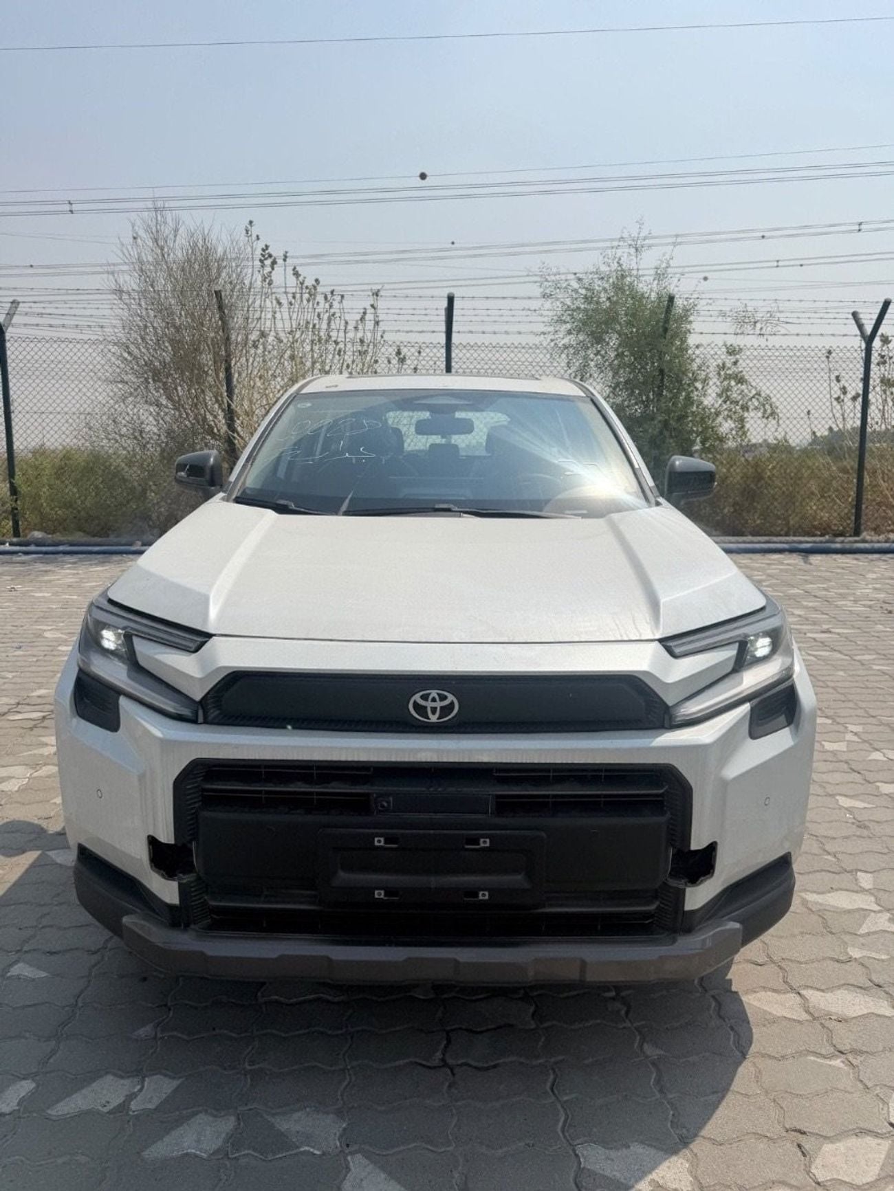 Toyota RAV4 VXR HEV 2026 Toyota RAV4 2.5L Hybrid AWD — Luxury | Chinese Spec *Ready Stock* Exterior Color: White • Pan